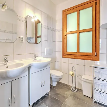 Chalet Detached Wooden In Carinthia Near The Simonhoehe Area