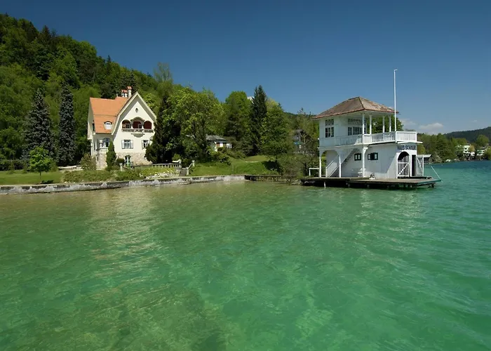 Chalet Detached Wooden In Carinthia Near The Simonhoehe Area *